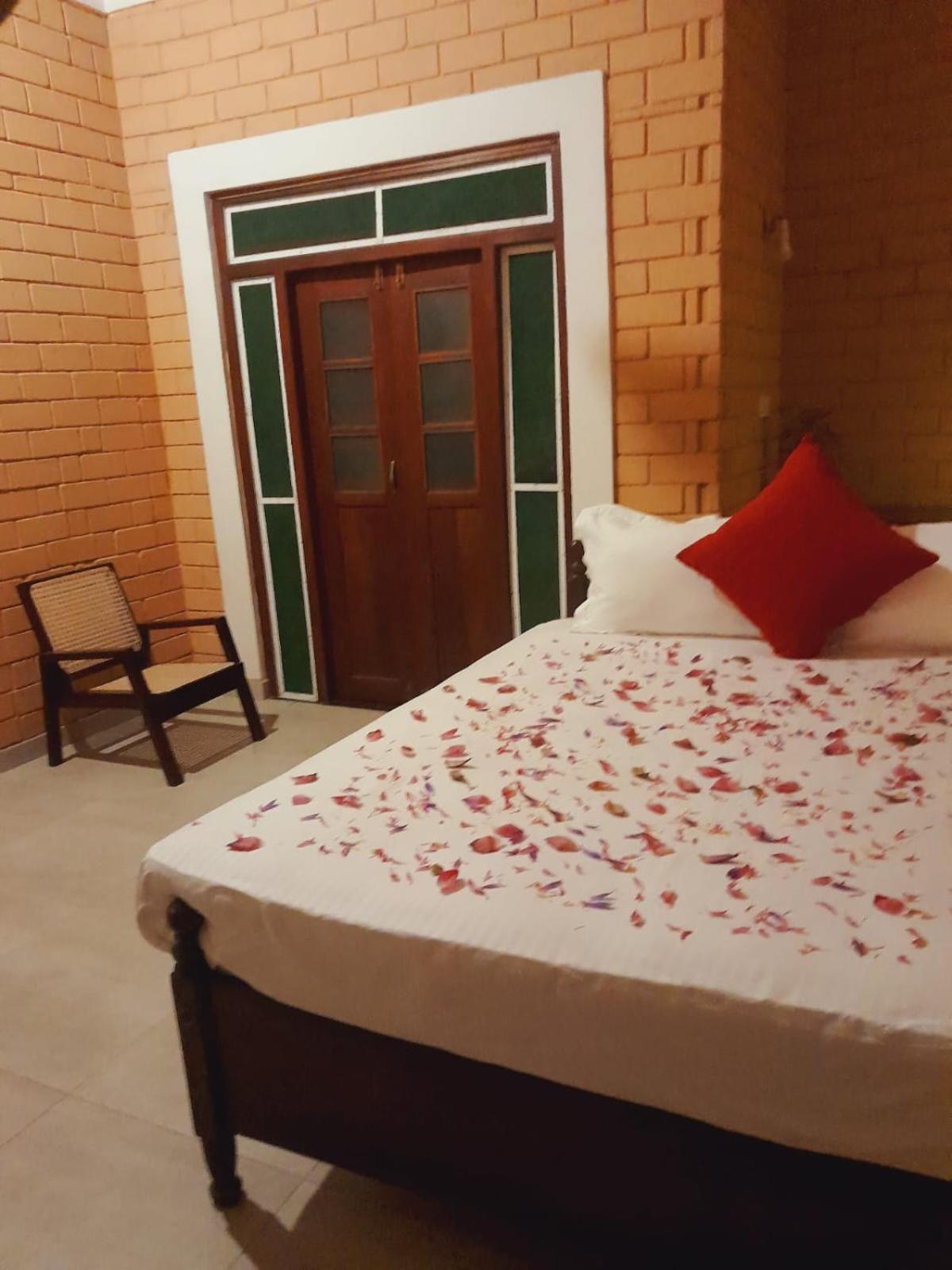 Bed and Breakfast Laliz Galle Esterno foto