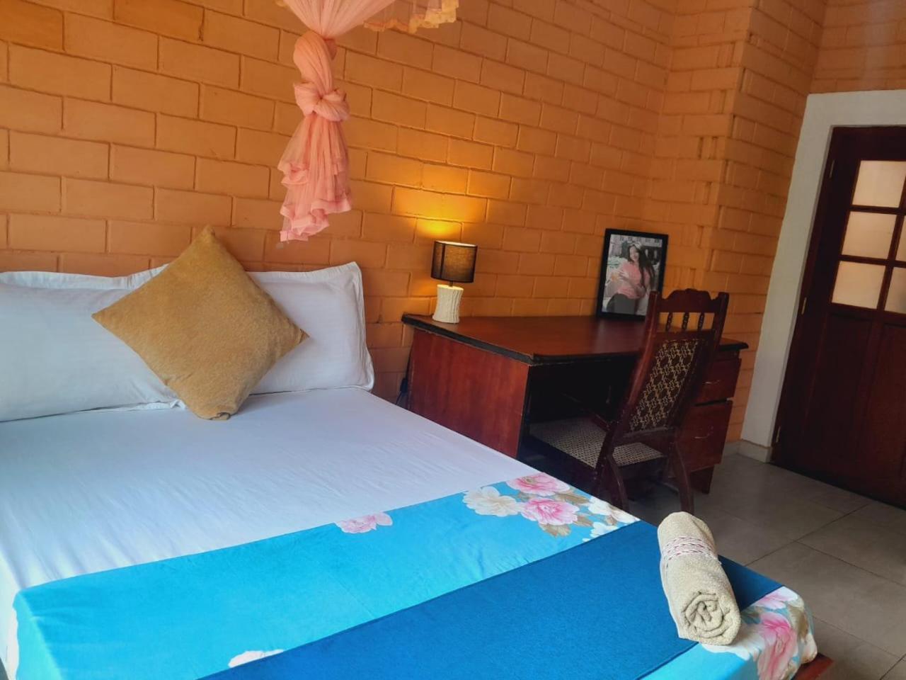 Bed and Breakfast Laliz Galle Esterno foto