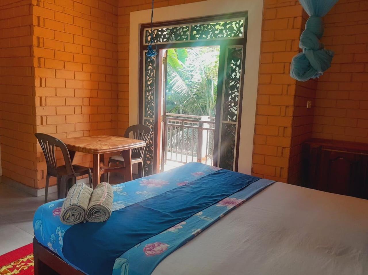 Bed and Breakfast Laliz Galle Esterno foto